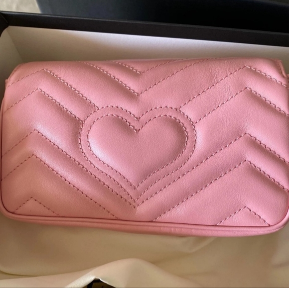 Gucci GG Marmont Flap Closure Matelasse Crossbody super Mini  Pink Leather - Picture 5 of 8